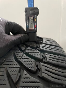 Original zimni kola Volvo XC40 Recharge pneu 95% - 7