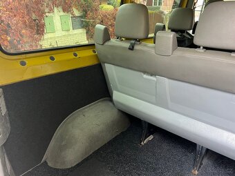 Volkswagen Crafter 2.5 TDI, 80kW,8 míst - 7