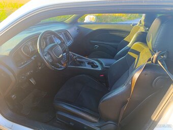Dodge Challenger 5.7 HEMI R/T - 7