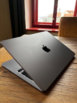 MacBook Air 13,6 M2 - 7