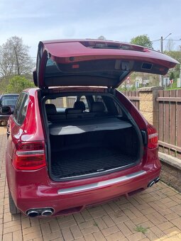 Porsche Cayenne GTS - 7