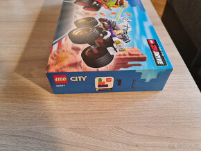 LEGO® City 60397 + LEGO® City 60395 + dárek (balíkovna 30kc) - 7