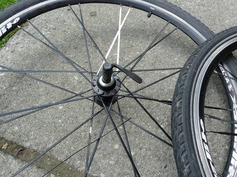 Zapletená kola 28" na ND Vuelta Starlite - 7