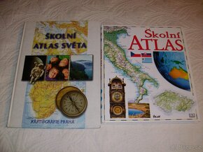 ENCYKLOPEDIE A ŠKOLNÍ ATLASY A PODLOŽKY NA STŮL - 7