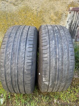225/40R18 - 7