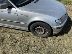 Prodam veškeré náhradní díly bmw e46 316i 85kw. - 7