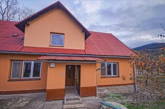 Prodej rodinného domu Česká Ves se zahradou a garáží - 7