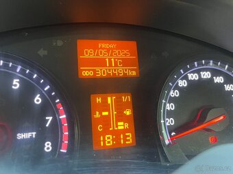 Toyota Avensis 1,6 benzin - 7