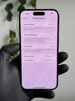 iPhone 15 Pro 128GB modrý - 7