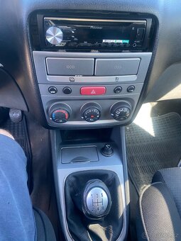 Alfa 147 1.6.16v - 7
