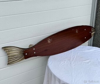Veliké dřevěné servírovací prkýnko ryba 92 cm - 7