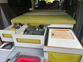 Prodám kompletní spací vestavbu Nestby egoe s mnoha doplňky - 7