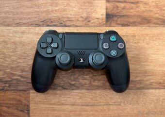 Sony Playstation 4 Slim (CUH-2216B) 1TB černá - 7