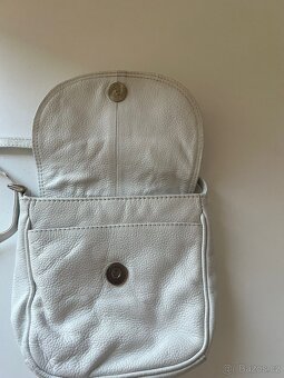 Bílá dámská kožená kabelka - 7