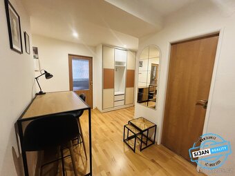 Prodej bytu 4+1 90 m² s garáží, Krnov - Pod Cvilínem - 7