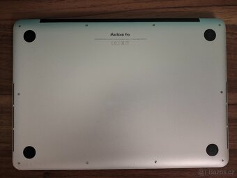 MacBook Pro 2015 | i5 • 8GB • 256GB SSD - 7