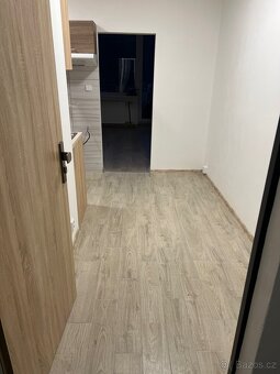 Prodám zrekonstruovaný Byt 1+k+k - 7