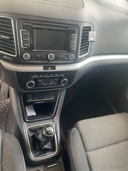 Volkswagen Sharan 7míst - 7