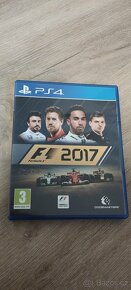 playstation 4 + 10 her - 7