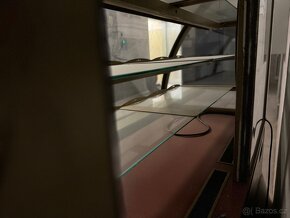 Chladící vitrína na dorty zákusky - 7