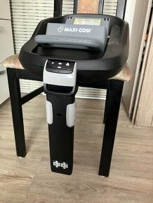 Autosedačka CabrioFix se základnou FamilyFix maxicosi - 7