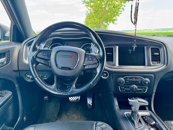Dodge Charger 5,7 Hemi - 7