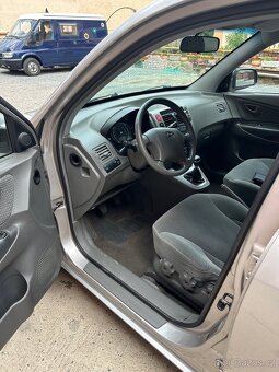 Hyundai Tucson 2.0 CRDi - 7