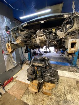 Motor Ford Galaxy 1.9 tdi +převodovka 6 ti kvalt - 7