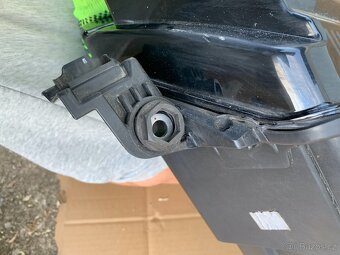 predni svetlo pravy prave led skoda karoq - 7