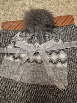 Nová dámská čepice a velká šála - 7