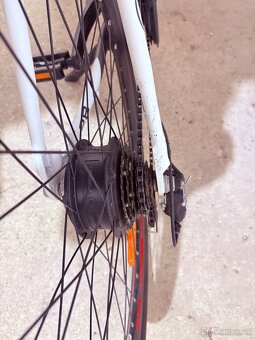 Dámské trekové elektrokolo MTF - 7