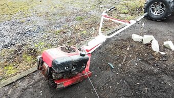 Motor Honda,komponenty ,válec - 7