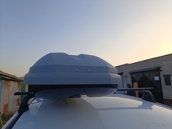 Střešní box Thule Pacifik 600 - 7