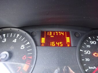 Renault Clio 1.2i r.v.2012 (55 kw) stk:7/2027 - 7