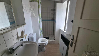 Prodej rodinného domu 70 m2, pozemek 720 m2 - 7