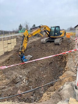 Prodám rýpadlo JCB JS 220 (25 tun) v TOP stavu 5950 MTH - 7