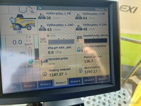 New Holland CX 8.80 - 7