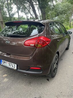 KIA CEED 1.4 73kw 2013 najeto 63.000km - 7