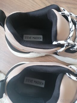 Nové dámské /dívčí boty Steve Madden - 7