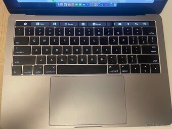 MacBook Pro 13, TouchBar, 16/251GB - REZERVACE - 7