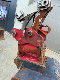 Pásové rypadlo Takeuchi TB 240 POWERTILT - 7