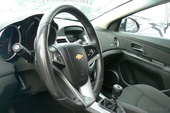 Chevrolet Cruze 1.6 - 2012 - 7