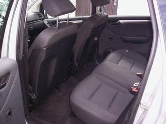 Mercedes-Benz B180 i - 7