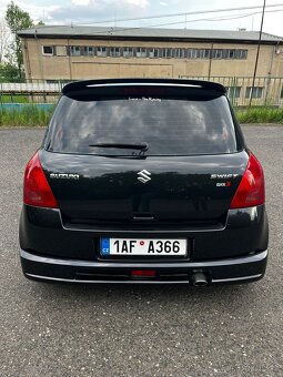 Suzuki Swift 1.3 67.5 kW TOP STAV - 7