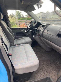 Volkswagen Transporter T5 1.9 TDi 77 kw 6 míst - 7