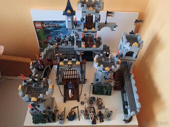 Lego 7094 Obléhání hradu -Těžko sehnatelný - 7