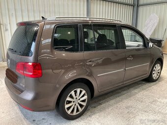 Volkswagen Touran III 2.0 Tdi 103 KW HIGHLINE BI-XENONY - 7