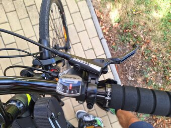 Author Mission 18 - 7