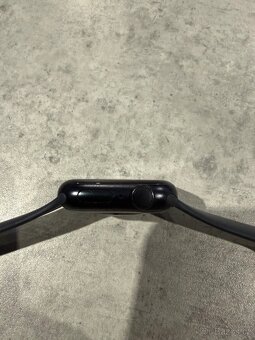 Prodám Apple Watch 7 41mm - 7