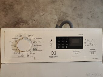 Pračka Elektrolux - 7